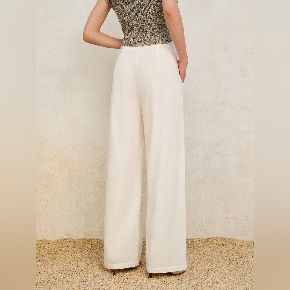 Commense Cream Pleated Trousers - Size M - Picture 2 of 10